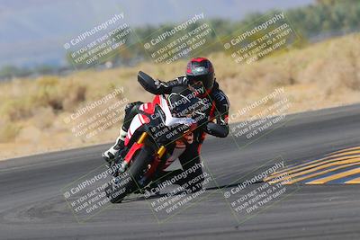 media/Nov-06-2023-Moto Forza (Mon) [[ce023d0744]]/3-Intermediate Group/Session 3 (Turn 16)/